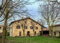 Vacances en famille : pourquoi choisir un gîte offre plus d&rsquo;avantages qu&rsquo;un hôtel